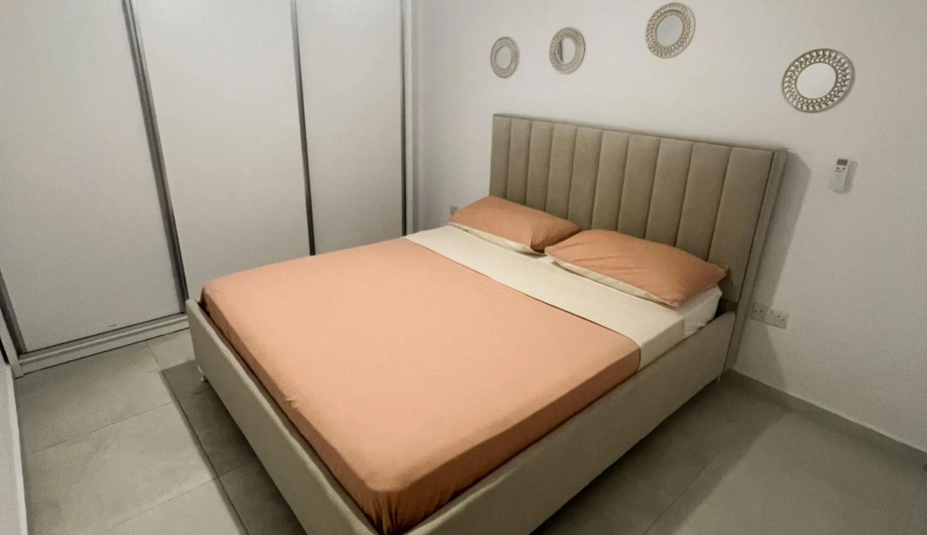 Sea View Apartaments Durrës 0*,  阿尔巴尼亚