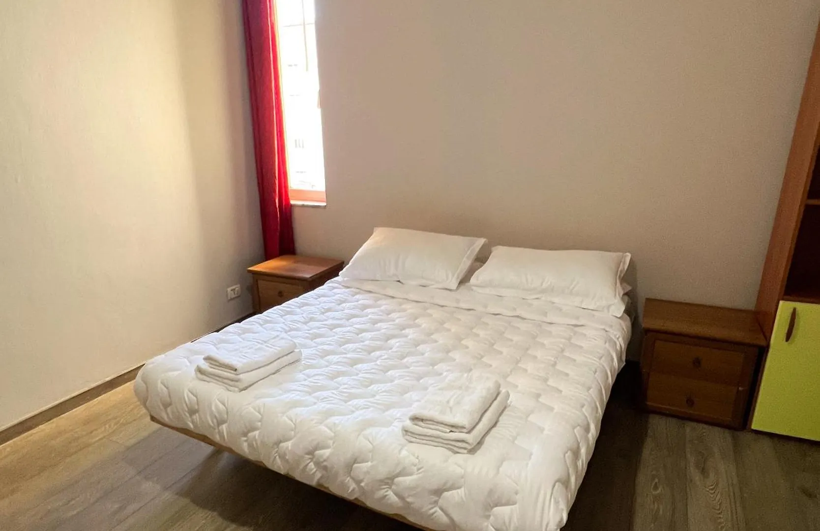 Sea View Apartaments Durrës Appartamento